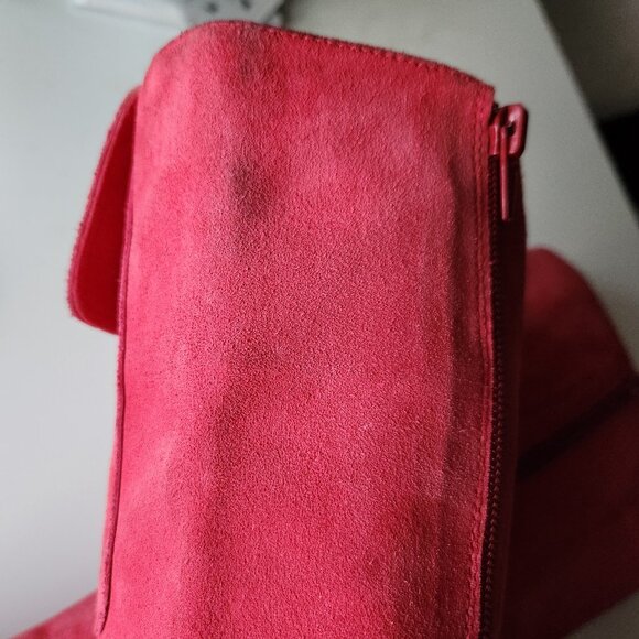 YSL Vibrant Pink Knee-High Suede Boots – US 7.5 - Picture 14 of 15